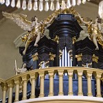 L'orgue de l'église Saint-Nicolas.  האורגן בכנסית סנט ניקולאס